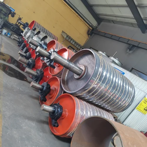 Diamond Rubber Lagged Drive Pulley & Plain Conveyor Bend Drum Assembly - Conveyor Pulleys - longyuindustrial.com