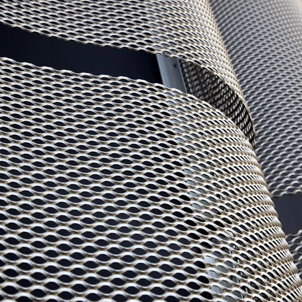 Curved Flexible Aluminium Expanded Metal Mesh Panel - Aluminium Extrusion Solid Panels - laluxalu.com