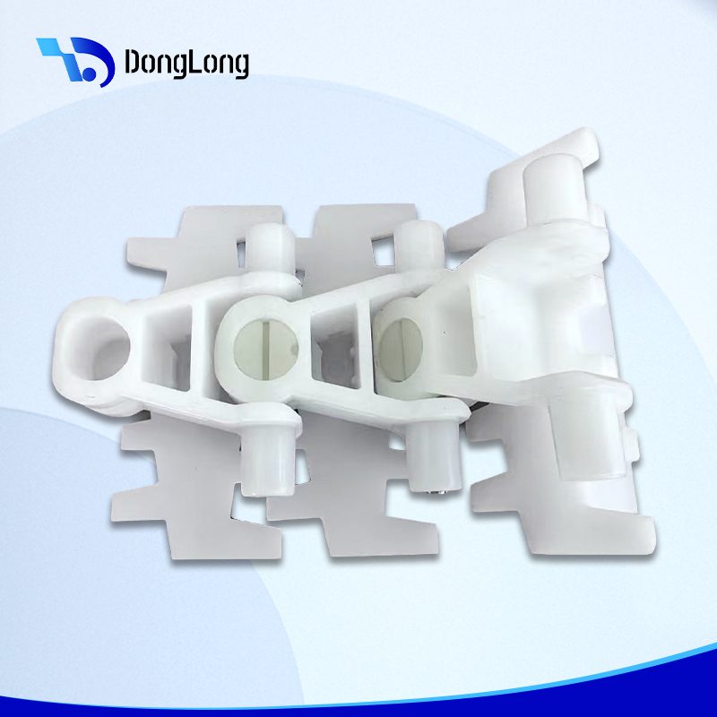 80mm Wide Flat Top Chain With Baffles - Conveyor Belt