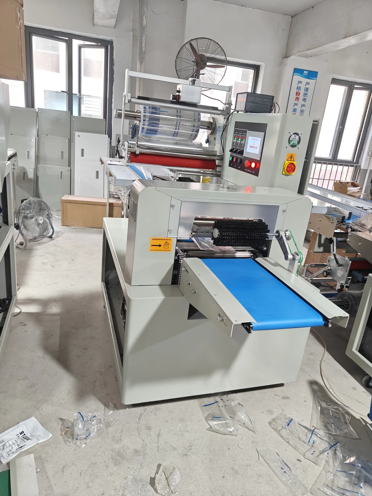 automotive parts flow wrapping machine project image 4