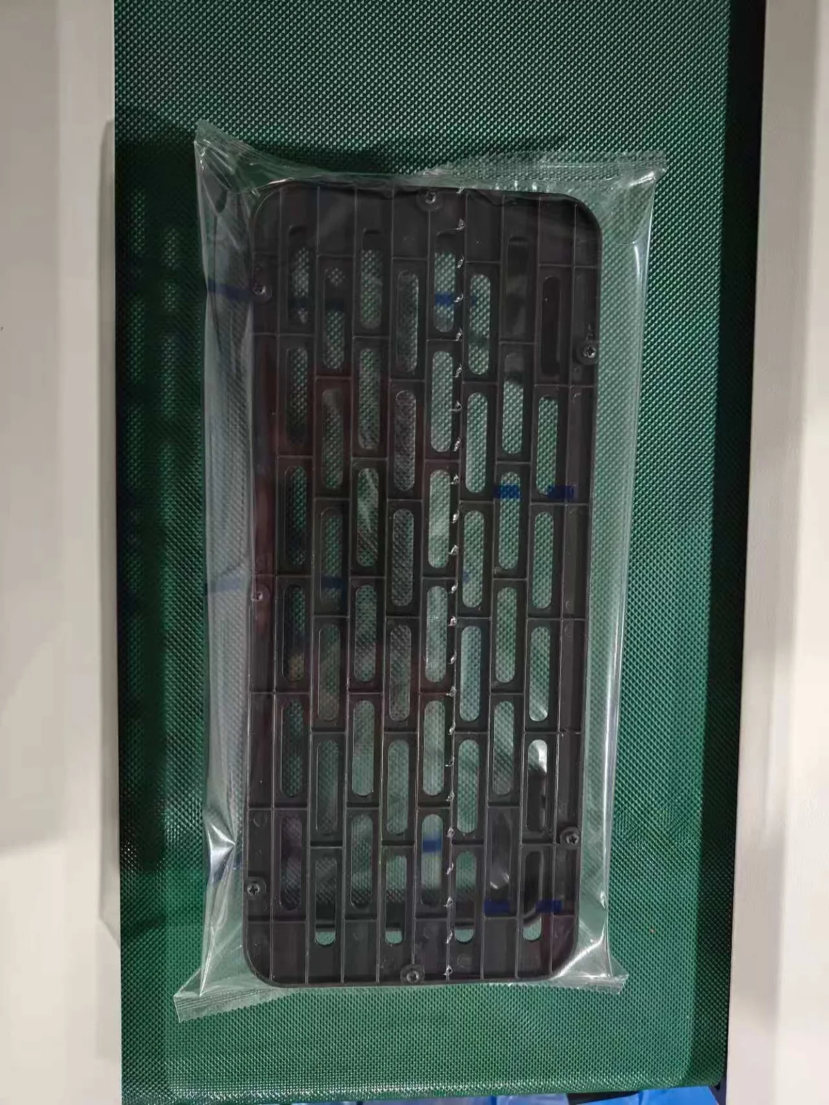 automotive parts flow wrapping machine project image 13