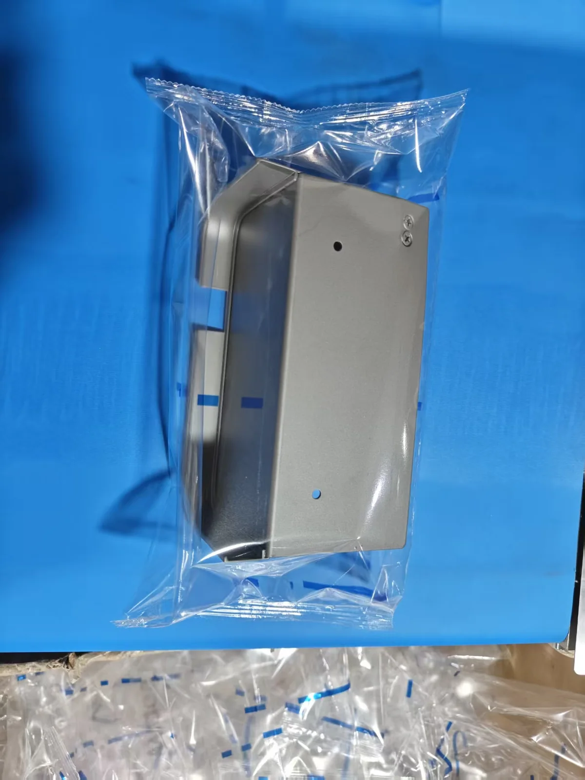 automotive parts flow wrapping machine project image 3