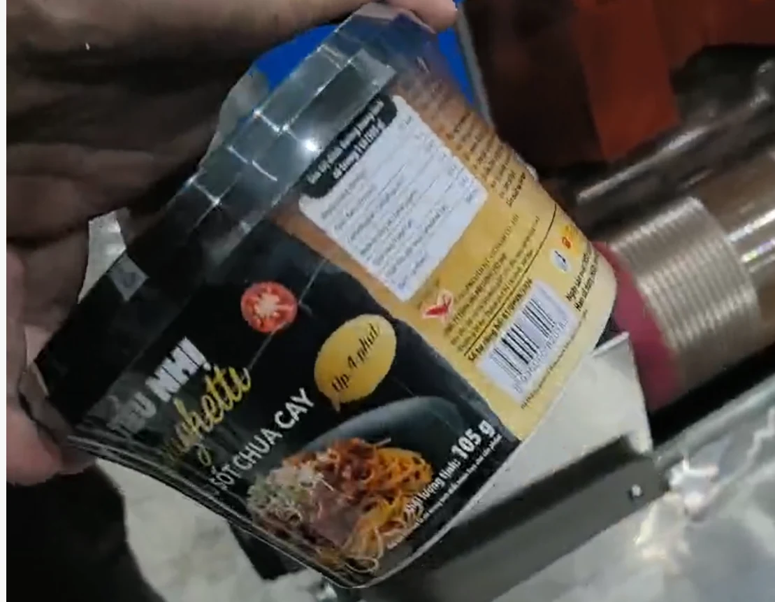 Instant Noodle Heat Shrink Flow Wrapping Machine Project - project image 3