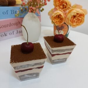 240ml square plastic cup with lid CH40