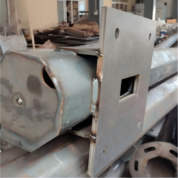 Street Light Pole Structure welding service for outdoor lighting applications with ultimate durability