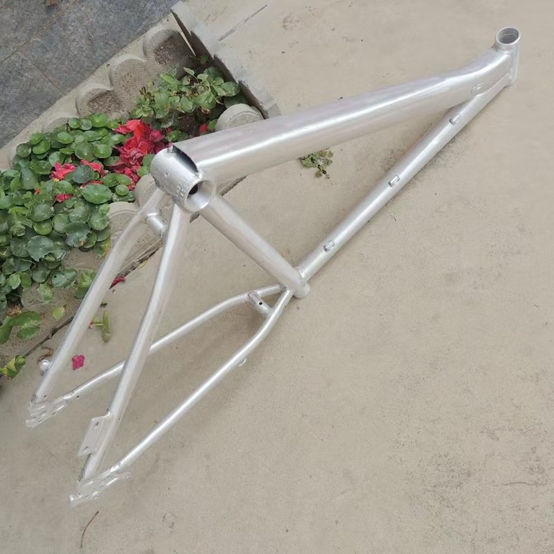 TIG Welding Aluminum Bike Frame with high strength aluminum alloy construction for custom bicycles
