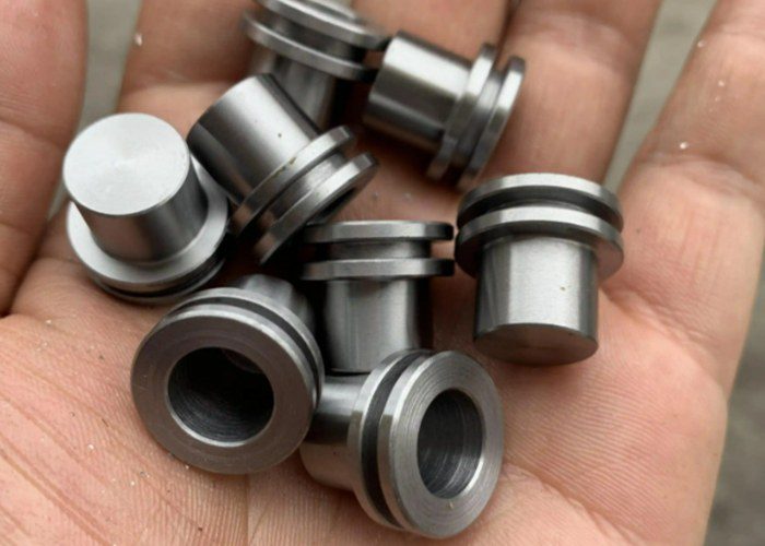 CNC Turning Machining Metal Parts