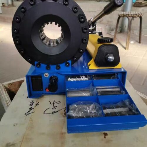 Compact manual hydraulic hose crimping machine without external power supply