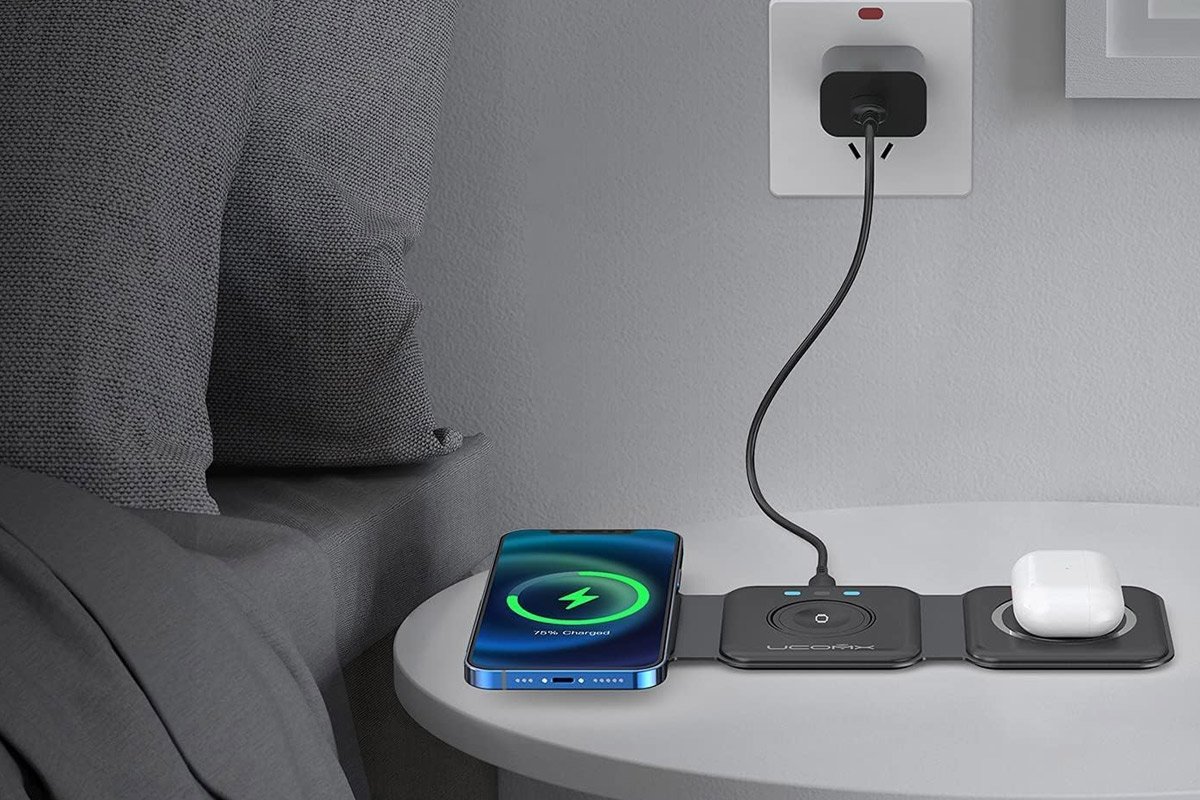 The Benefits of Magnetic Wireless Charging for Daily Business Users