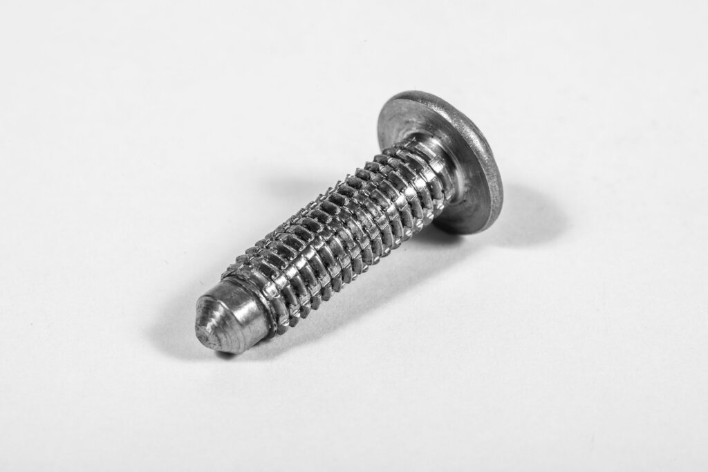 specialty fasteners trilobular